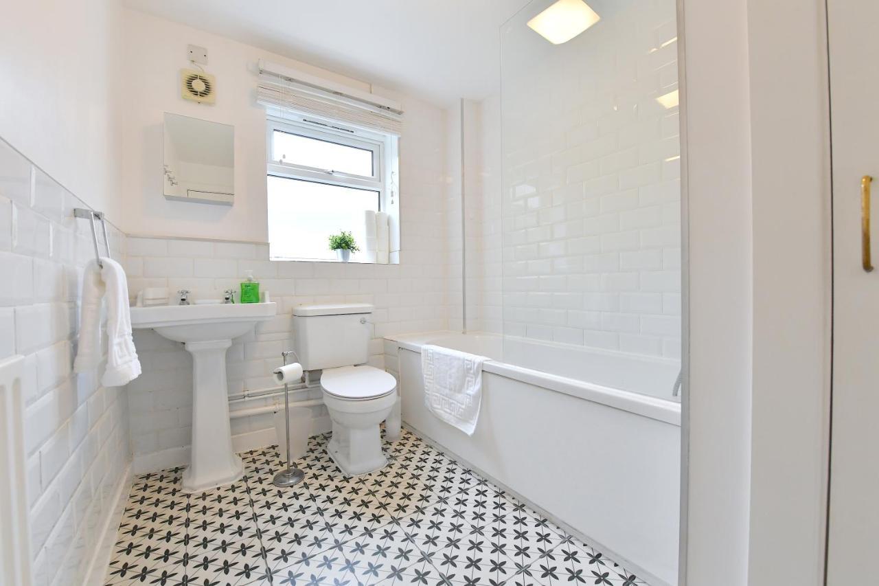 Clapham Junction - 2 Bedroom Apartment Лондон Екстер'єр фото