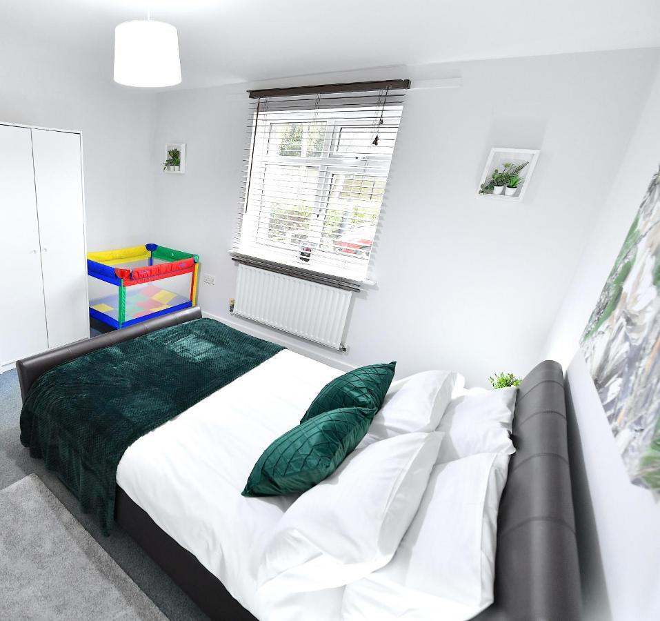 Clapham Junction - 2 Bedroom Apartment Лондон Екстер'єр фото