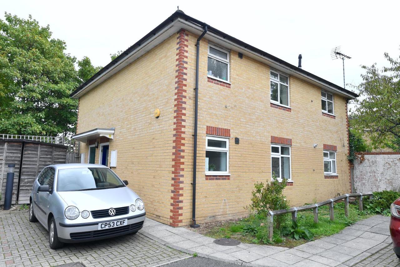Clapham Junction - 2 Bedroom Apartment Лондон Екстер'єр фото